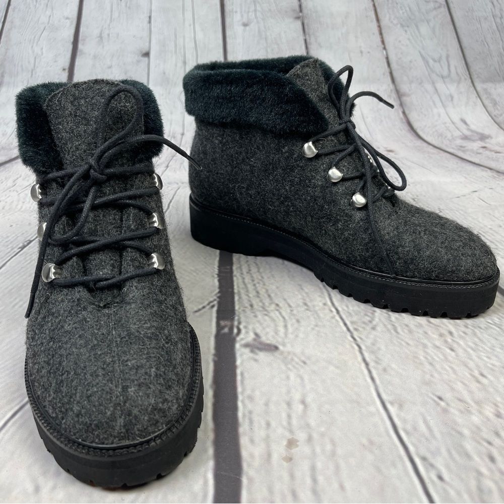 BETTYE MULLER gray felt wool & faux fur trim lace up ankle boots NWOT, size 7 - Picture 11 of 11